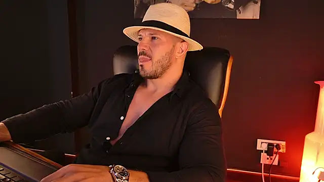 AngeloEric live XXX chat