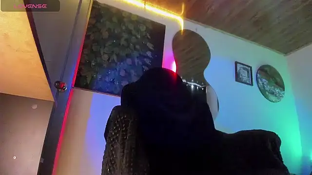 Онлайн чат XXX LatinMilk_