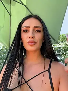VictoriaLanes Adlı Modelin Canlı XXX Sohbeti