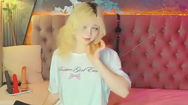 EmilyAngells 라이브 XXX 채팅