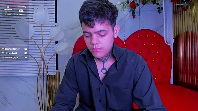 Chat +18 de leonel_bigcum ao vivo