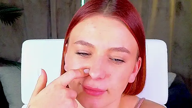 BeatriceLoven's Live XXX Chat