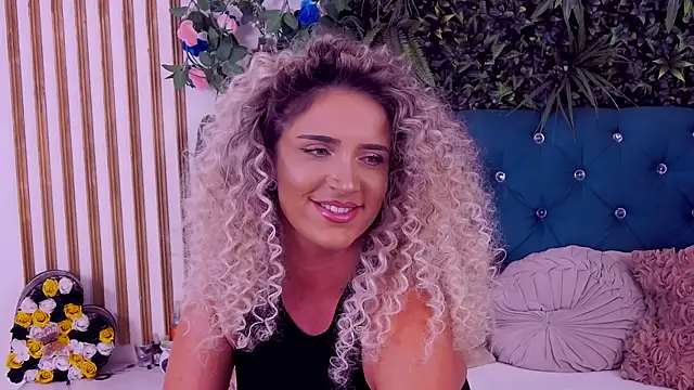 دردشة CherryMuse_ الجنسية المباشرة