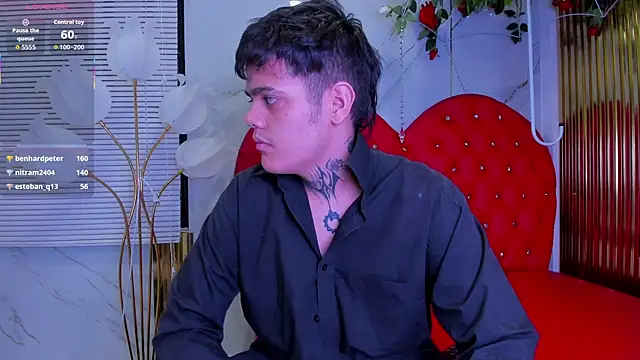 leonel_bigcum Chat XXX live