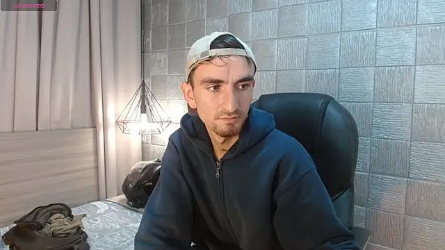 XXX chat uživo modela MykeCastle