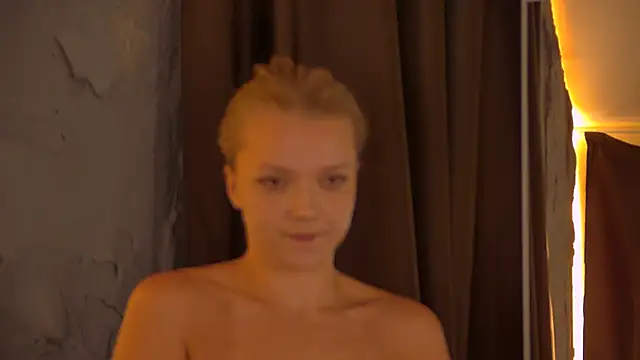 แชท XXX สดของ JennyPortman