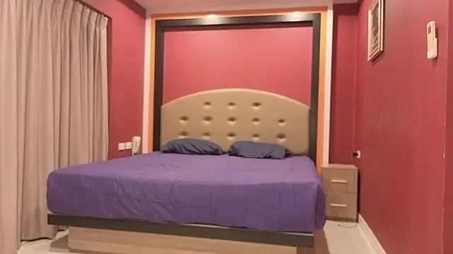 Marrymeplz Live XXX-Chat