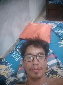 Živý XXX chat traiwe06