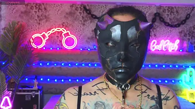 Cool_Freak_ Chat XXX in diretta