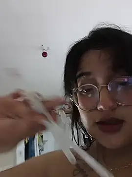 Kuutar 라이브 XXX 채팅