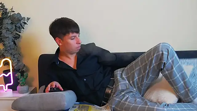 Онлайн чат XXX ThomasEdisonn