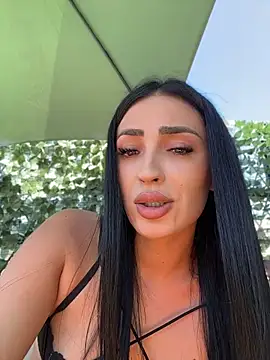Chat +18 de VictoriaLanes ao vivo