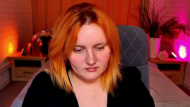 KathyBriggs Adlı Modelin Canlı XXX Sohbeti