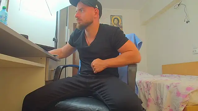 Онлайн чат XXX Ryanstone_