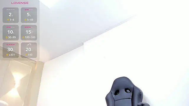LINASTARK live XXX chat