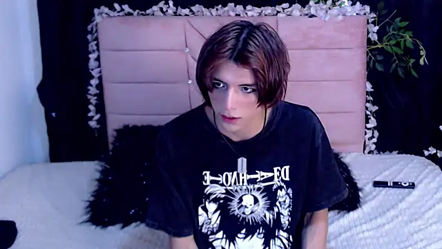 oli_dusk live XXX chat