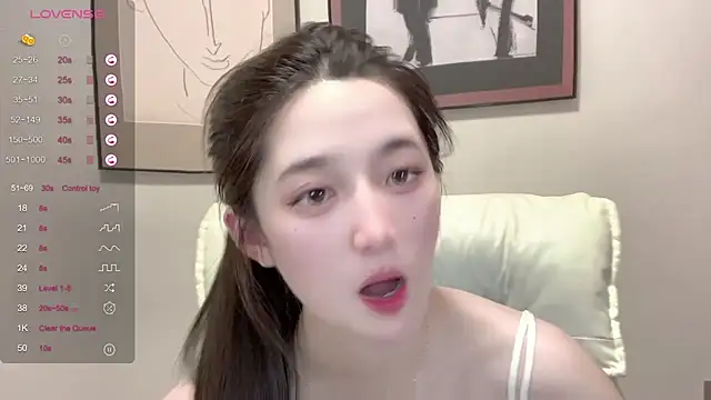 You--You's Live XXX Chat