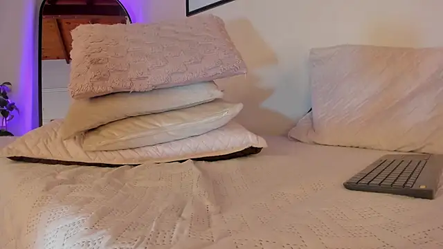 دردشة MelissaAlvarez الجنسية المباشرة