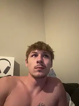 Lucas328706 Chat XXX in diretta
