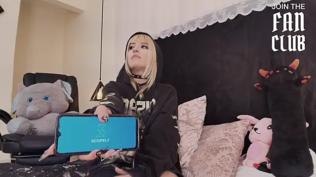 צ'אט XXX בשידור חי של IvyBelle_