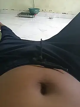 Show modela Aaoakeleme001 na web-kameri