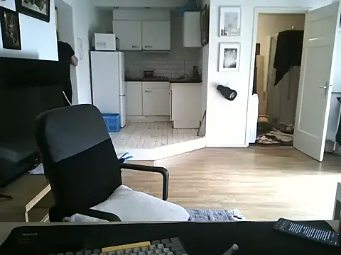 mihaimichael's Live XXX Chat