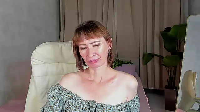 gracekellyyy Chat XXX in diretta
