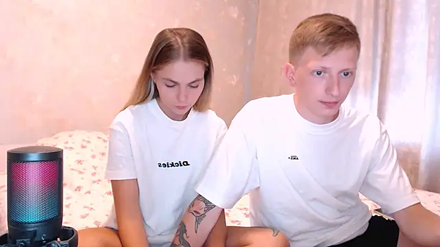 Chat +18 de juliaanddima ao vivo