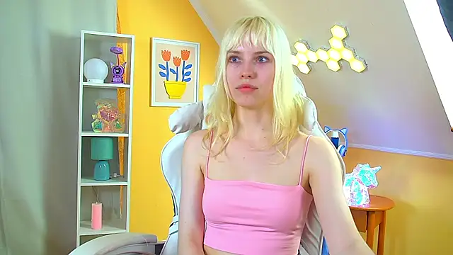HannahHollis' Live XXX Chat