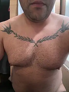 UKHusbandUK Pertunjukan Webcam