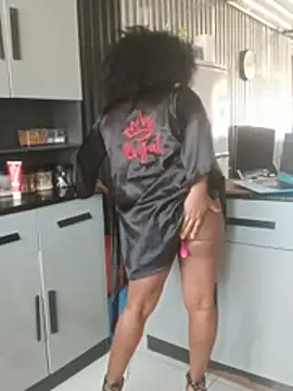 matureexoticdance Adlı Modelin Canlı XXX Sohbeti