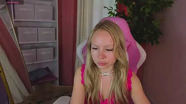 Milana_r0se – Naživo XXX chat