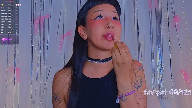 a11yson Adlı Modelin Canlı XXX Sohbeti