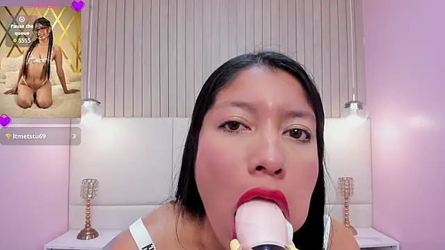 Chat +18 de MelanyWayne_ ao vivo