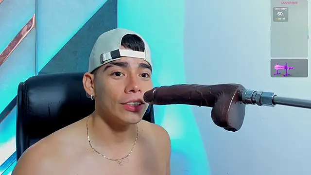 Alejandro_karter18 Adlı Modelin Canlı XXX Sohbeti