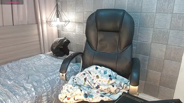 Chatroom XXX en direct de MykeCastle