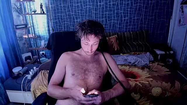 CuteBoy228's Live XXX Chat