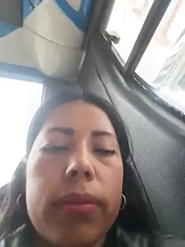_andrea30 – Naživo XXX chat