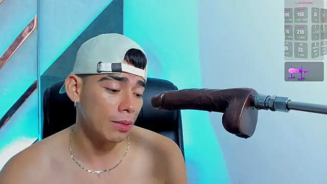Alejandro_karter18's Live XXX Chat