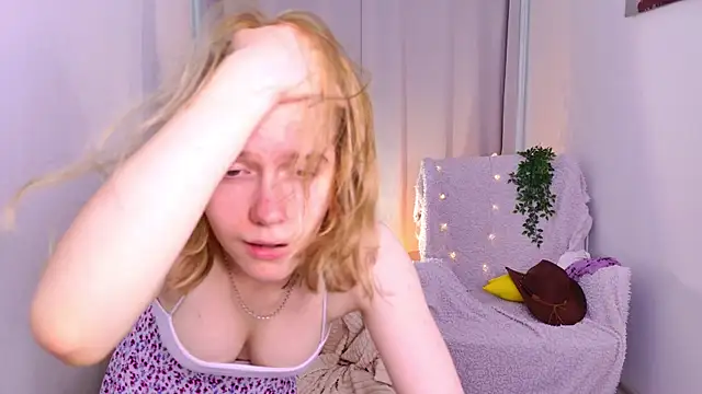 צ'אט XXX בשידור חי של MilanaRayy