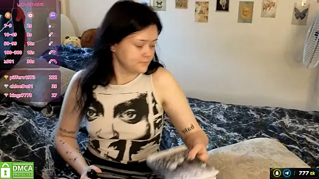 צ'אט XXX בשידור חי של BettyandRich_