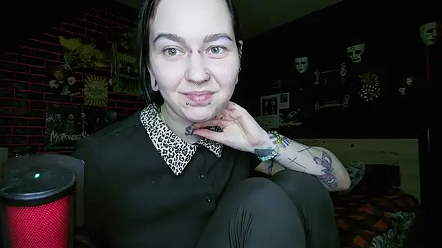 MessalinaOfficial: онлайн-секс-чат