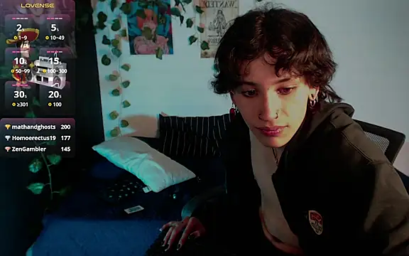 JohnnyJones_ 即時 XXX 聊天