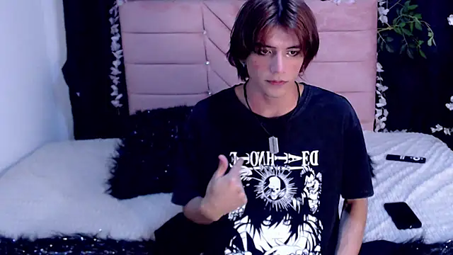 oli_dusk Adlı Modelin Canlı XXX Sohbeti