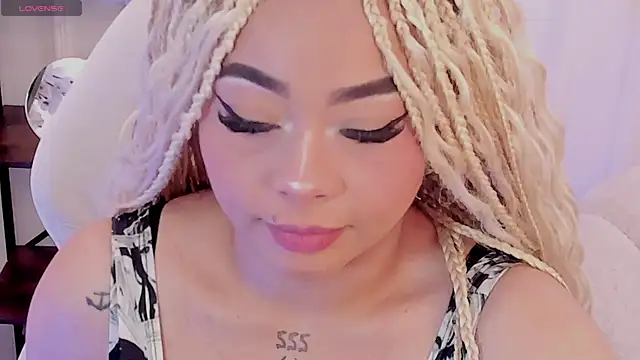 Živý XXX chat conny__curly