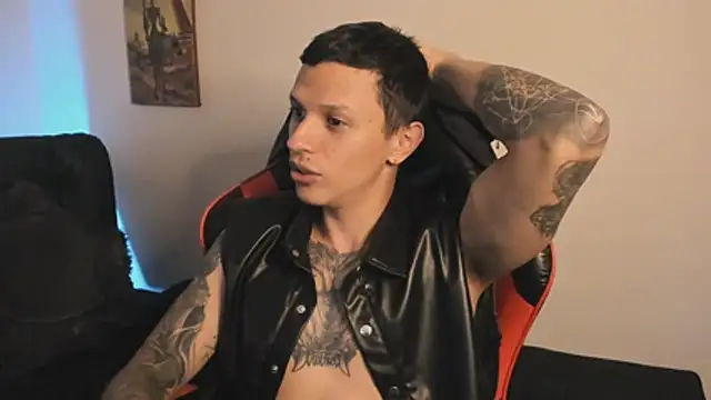Masterdave7 Chat XXX in diretta