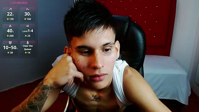paullcb Chat XXX in diretta