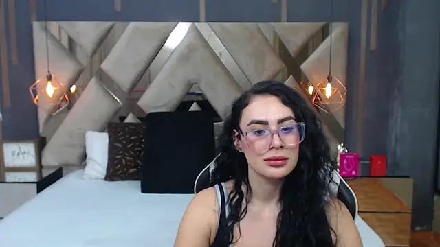 XXX chat uživo modela MartinaaFit