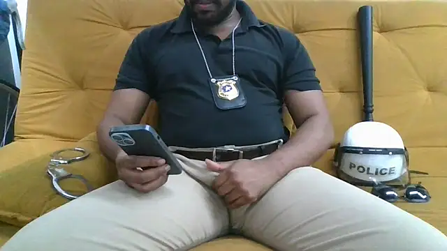 POLICEOFFICERTONY: απευθ είας συνομιλία ΧΧΧ