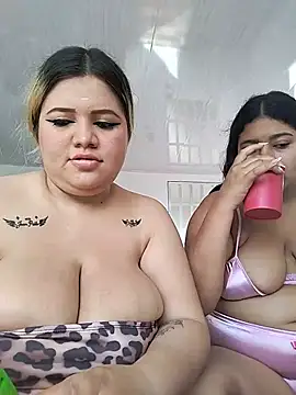 Sara_y_Amyn Live XXX chat